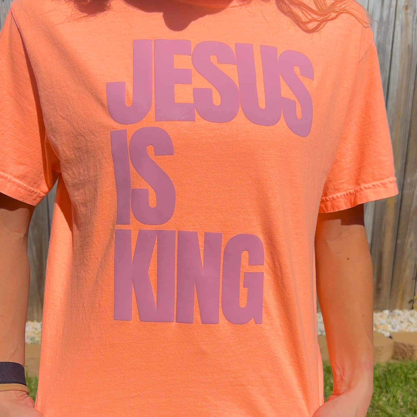 Jesus is King tee