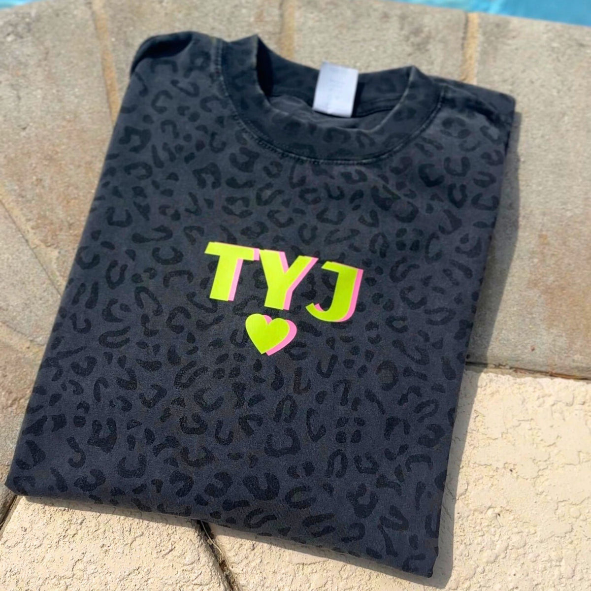 THANK YOU JESUS - Bold Leopard Tee