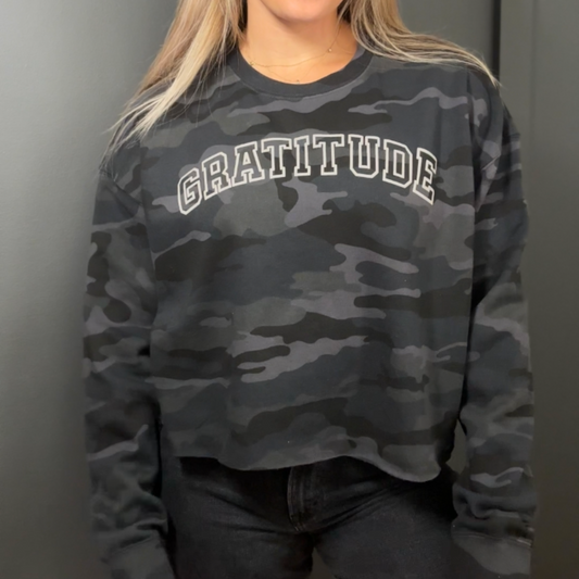 Camo gratitude lightweight sweatshirt